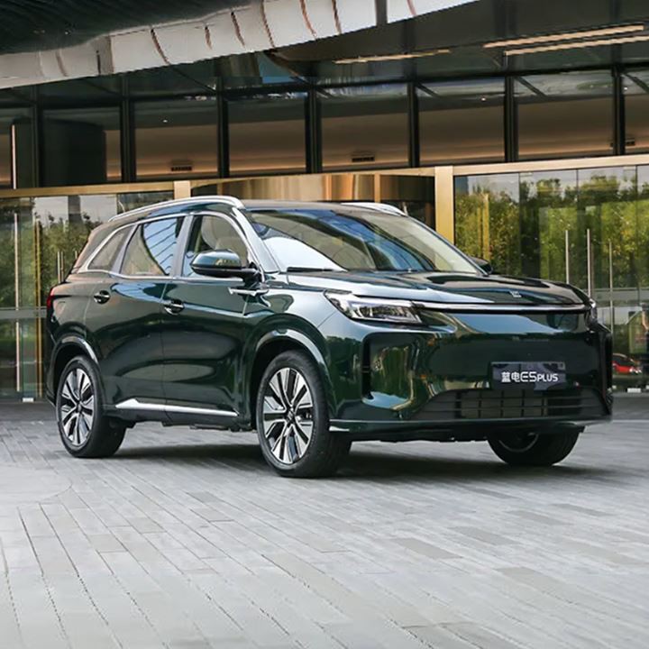 DFSK E5 Plug in Hybrid SUV