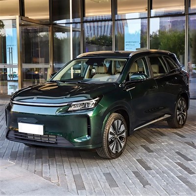 Dongfeng E5 Plus SUV dengan baris ke -3